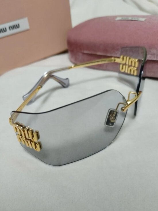 Miu Miu  Sunglasses main image 4